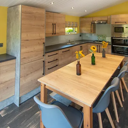 假日公园 Avon Wood *